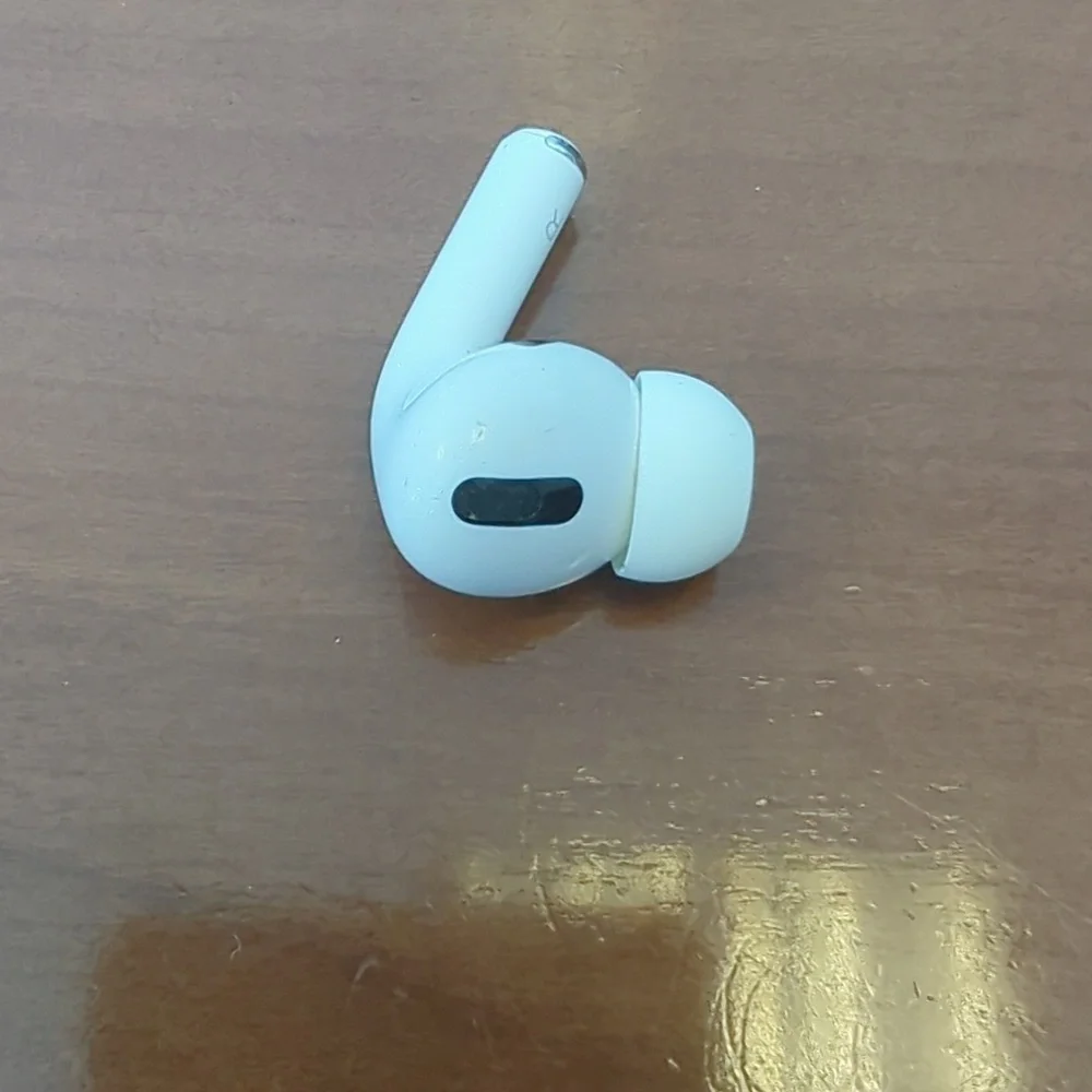 Genuine Apple Airpods Pro Righ (R) A2084 Bluetooth Rightside Replacement ONLY